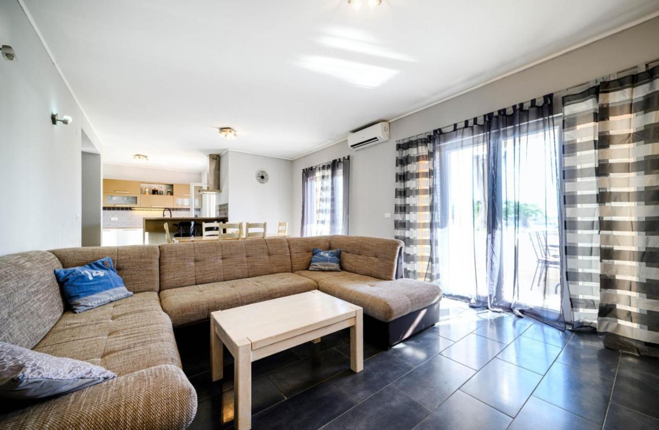 Apartments Oto Zaboric Εξωτερικό φωτογραφία